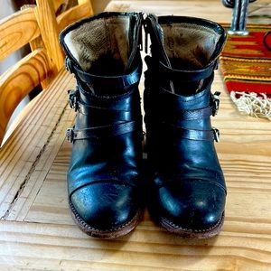 Freebird size 8 crue